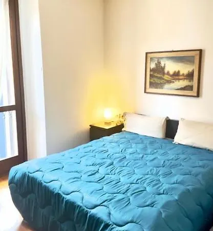 Garibaldi Deluxe Apartment *